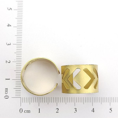 ANEL REGULAVEL COM VAZADOS FLECHA