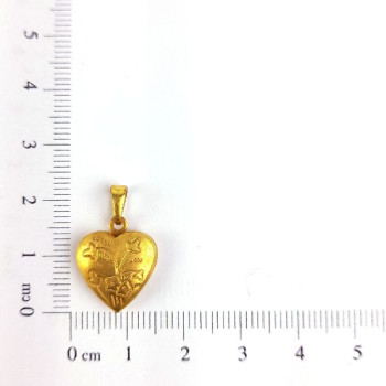 PIN RELICÁRIO CORAÇÃO DECORADO 13MM CAP